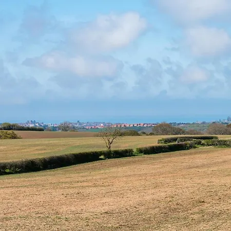 Millstone Cottage - Stunning Barn Conversion! וויטבי